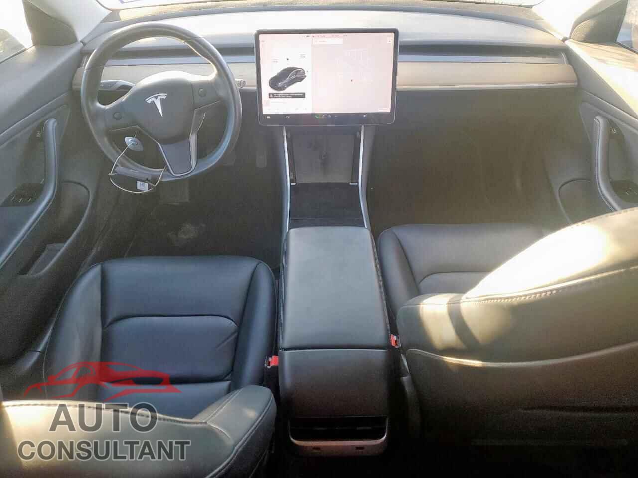 TESLA MODEL 3 2019 - 5YJ3E1EB5KF385011