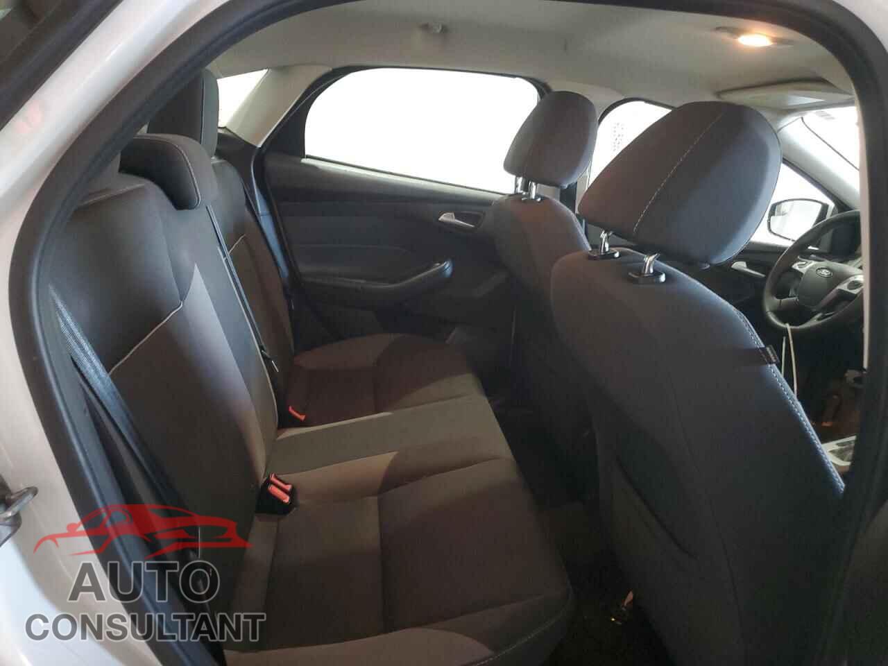 FORD FOCUS 2013 - 1FADP3F21DL199769