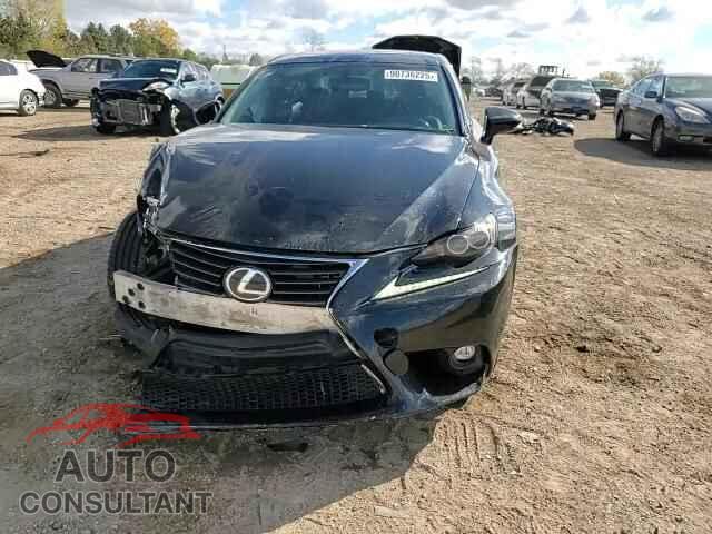 LEXUS IS 2015 - JTHCF1D28F5022867