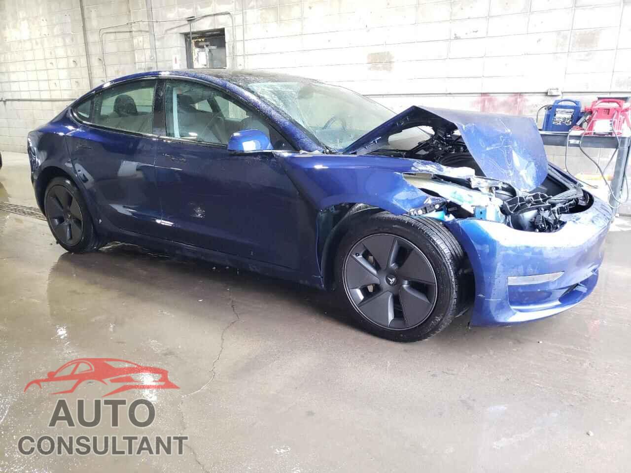 TESLA MODEL 3 2023 - 5YJ3E1EA7PF607823