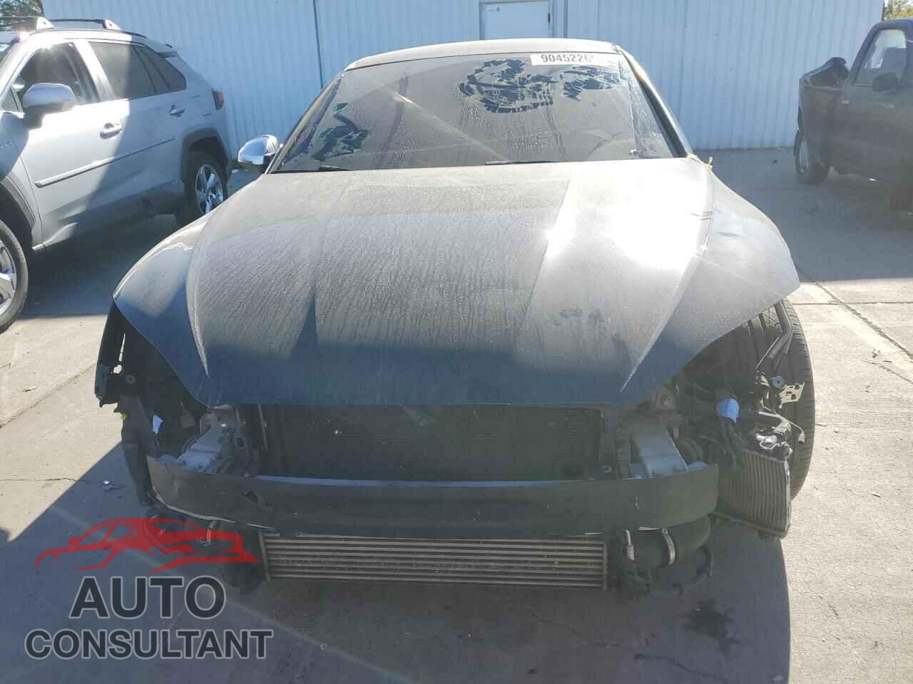 AUDI S5/RS5 2018 - WAUC4CF5XJA031237