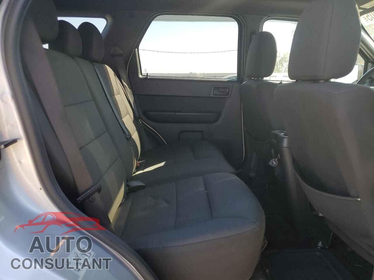 FORD ESCAPE 2012 - 1FMCU9D74CKB84165