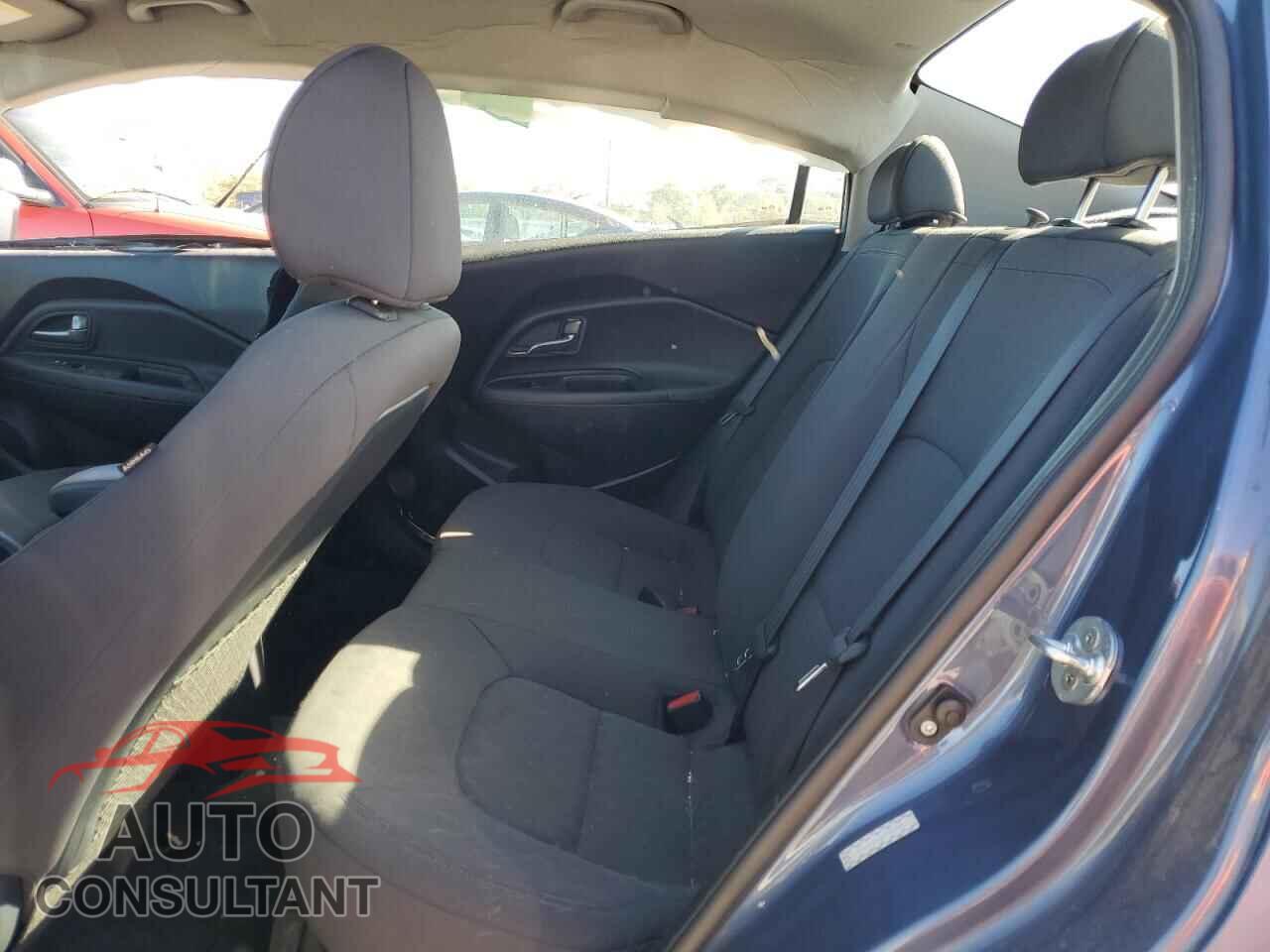 KIA RIO 2016 - KNADN4A32G6663285