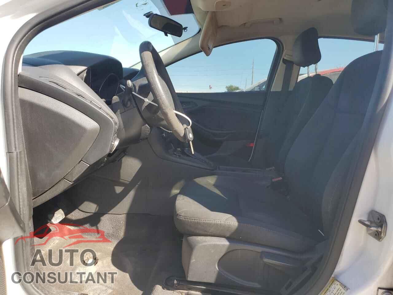 FORD FOCUS 2016 - 1FADP3E2XGL397370