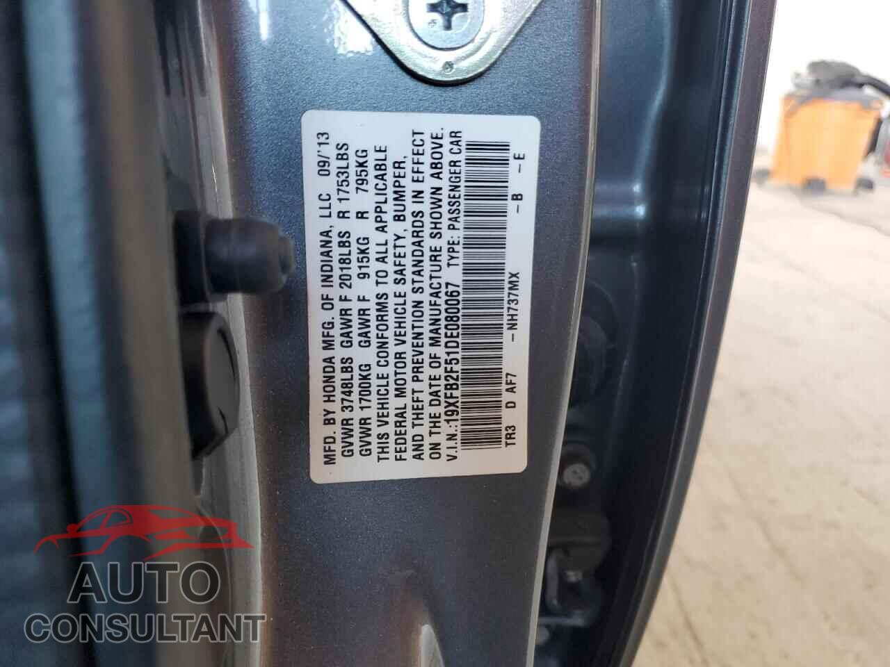 HONDA CIVIC 2013 - 19XFB2F51DE080067