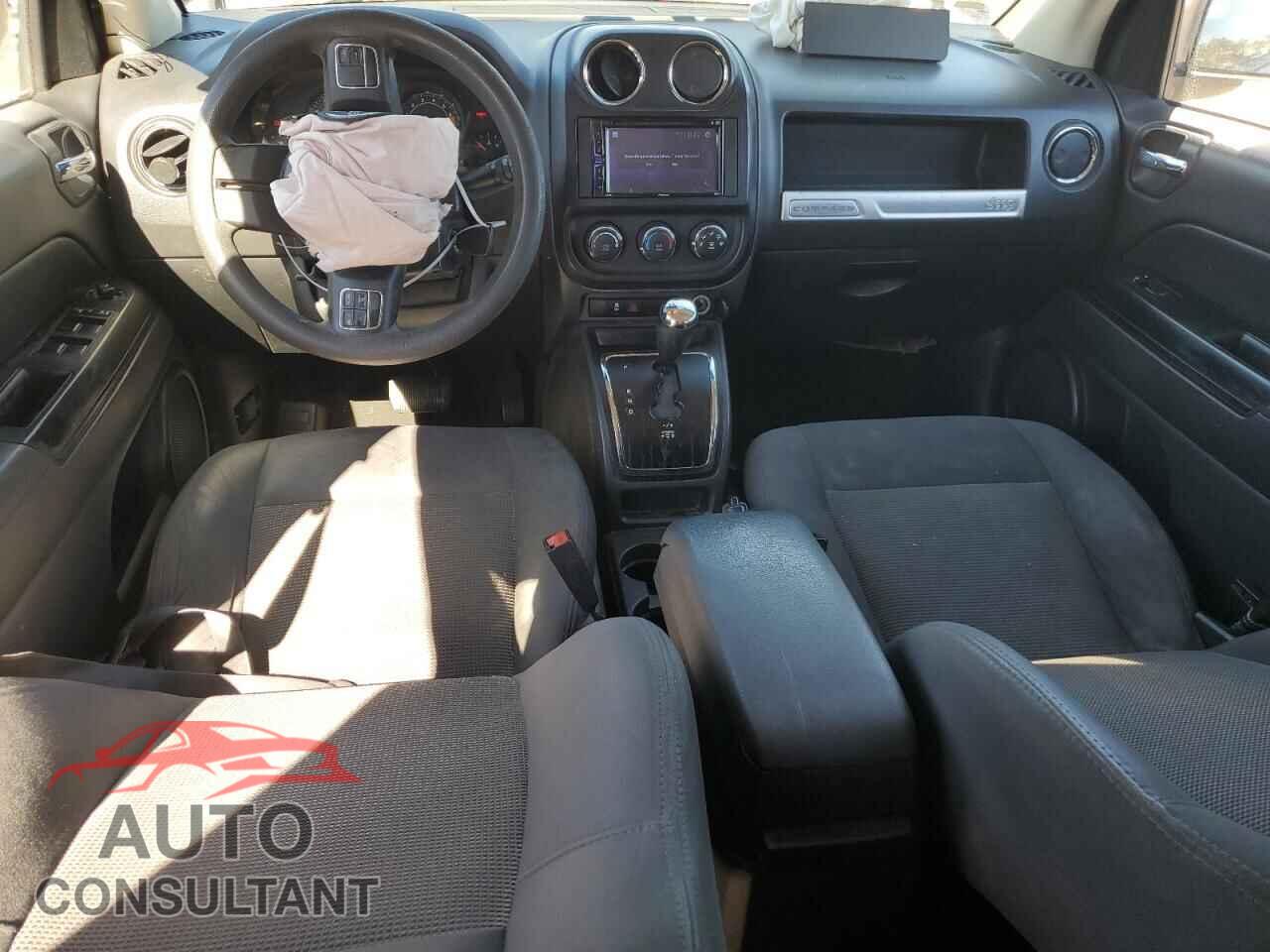 JEEP COMPASS 2015 - 1C4NJCBA9FD226601
