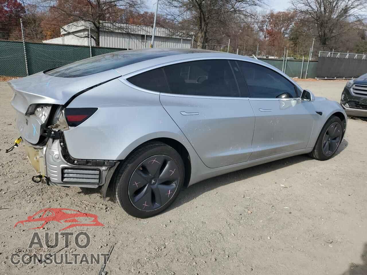 TESLA MODEL 3 2018 - 5YJ3E1EB7JF054476