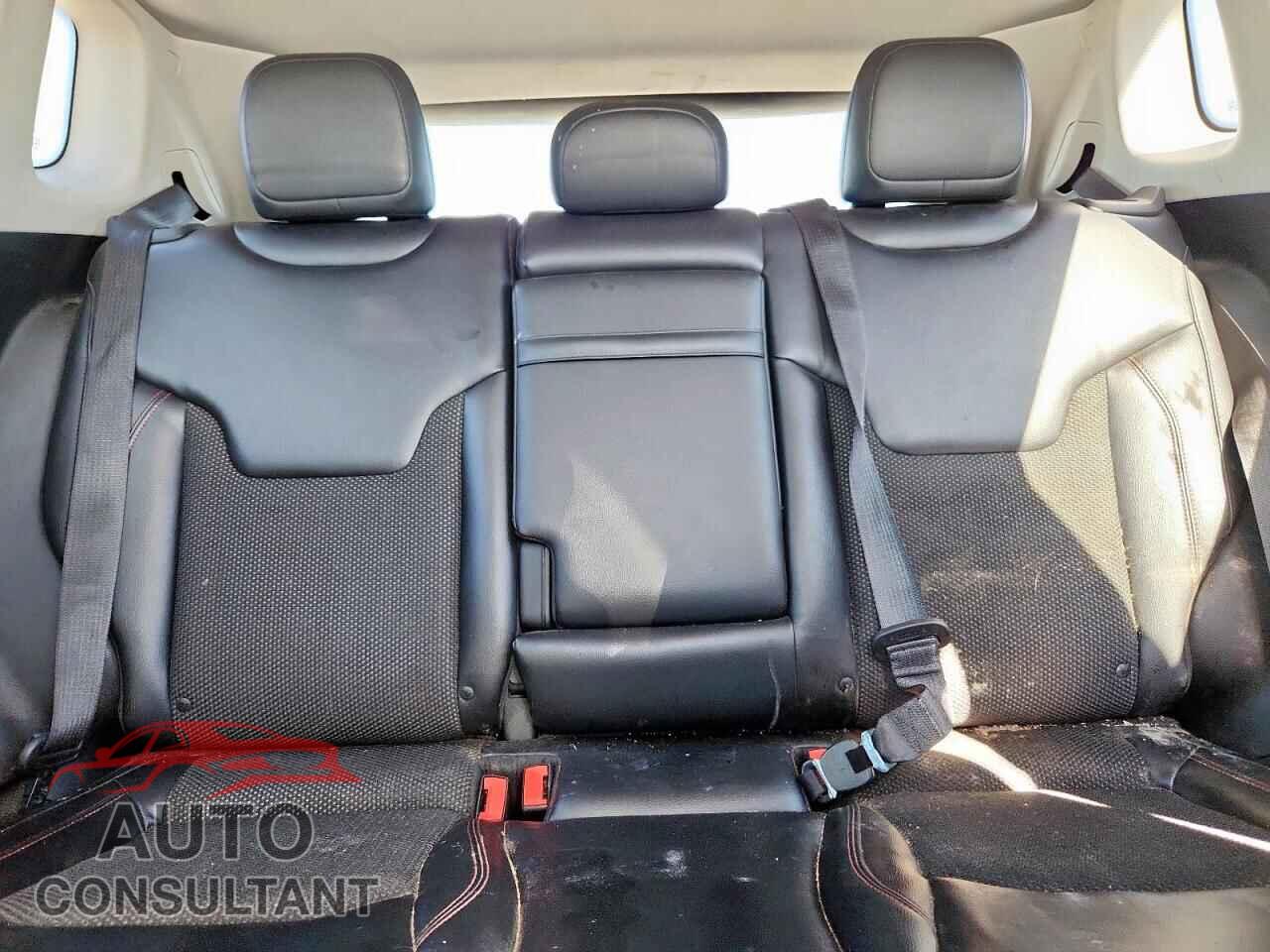 JEEP COMPASS 2017 - 3C4NJDDB7HT635561