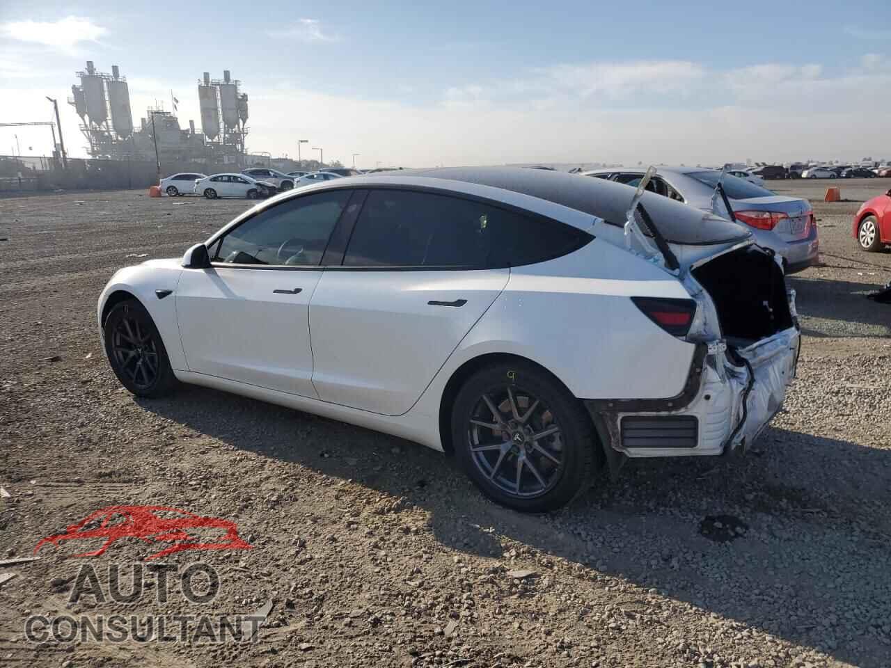TESLA MODEL 3 2021 - 5YJ3E1EA4MF986324