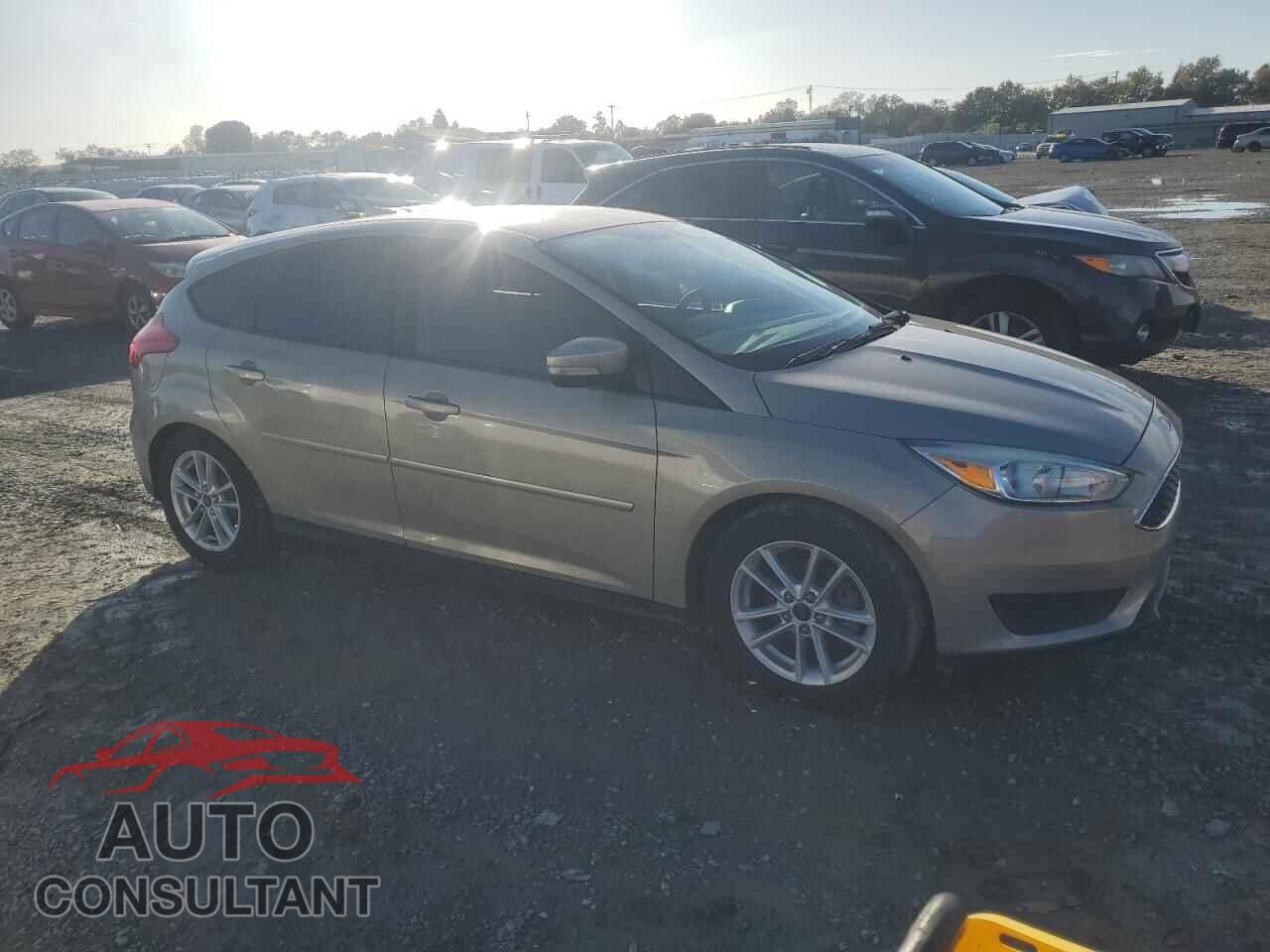 FORD FOCUS 2015 - 1FADP3K26FL233990