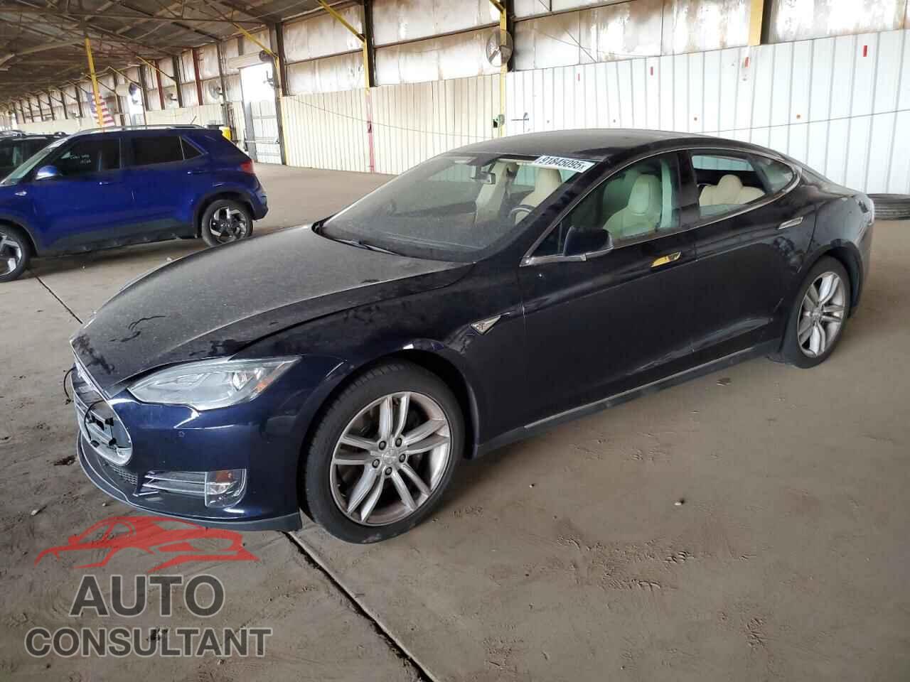 TESLA MODEL S 2014 - 5YJSA1H11EFP42473