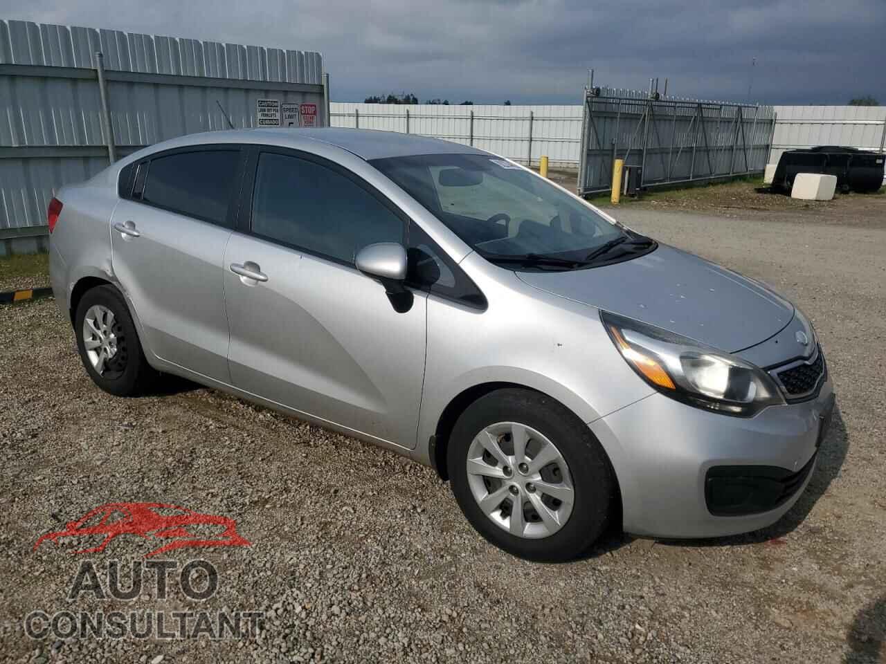 KIA RIO 2013 - KNADN4A31D6195657