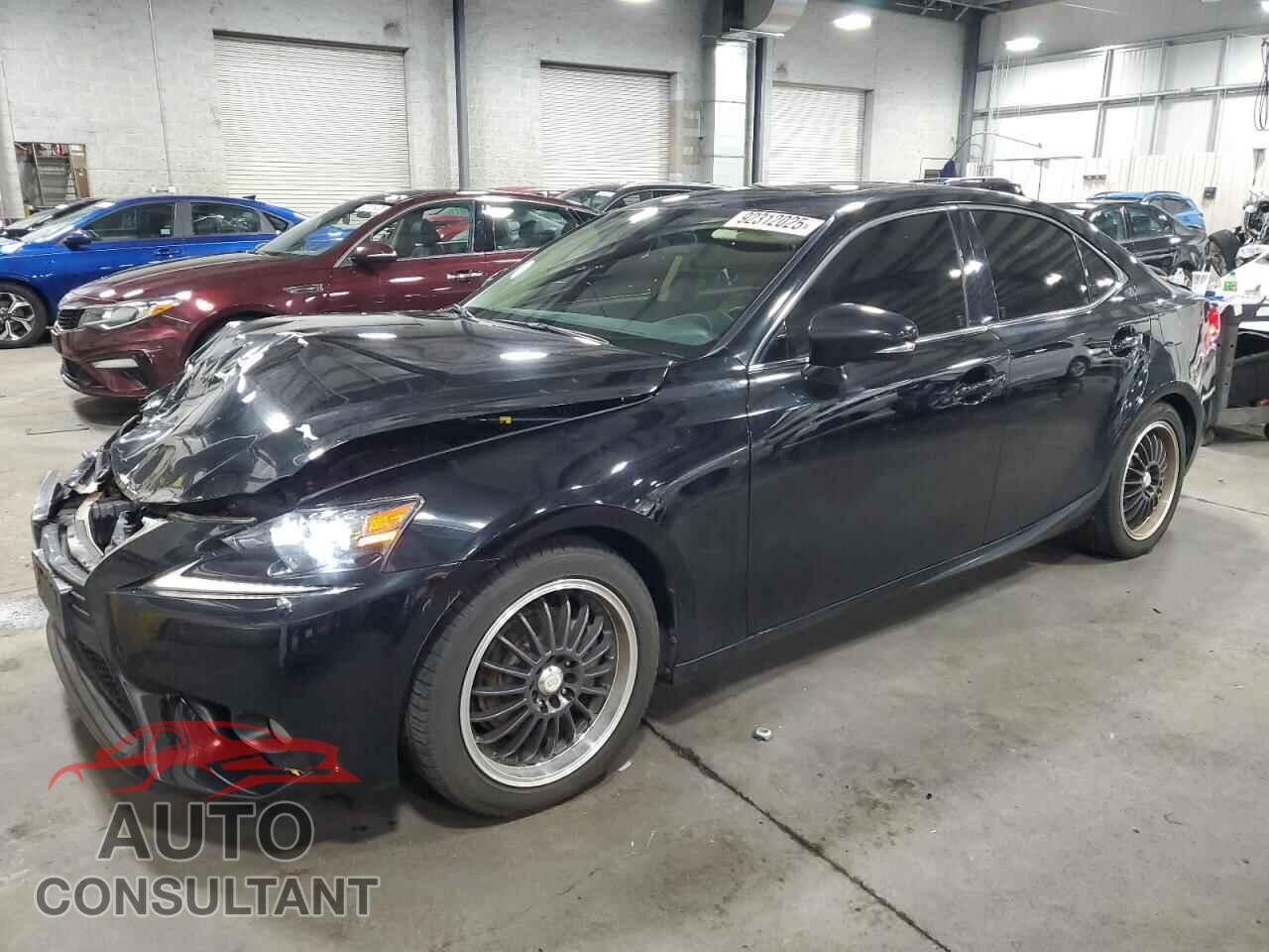 LEXUS IS 2014 - JTHCF1D22E5005108