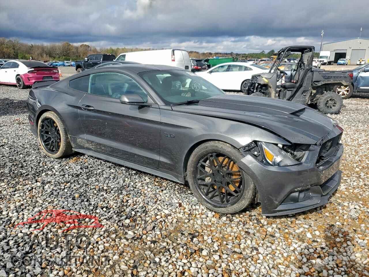FORD MUSTANG 2015 - 1FA6P8CF0F5379958