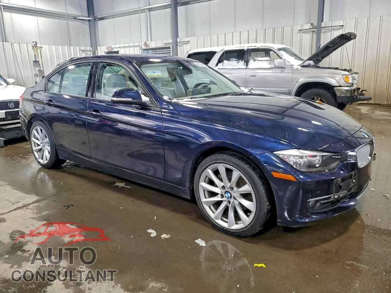 BMW 3 SERIES 2012 - WBA3A5C56CF346597