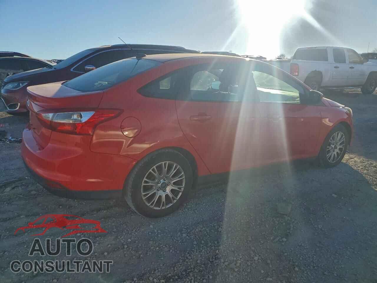 FORD FOCUS 2012 - 1FAHP3F28CL315453