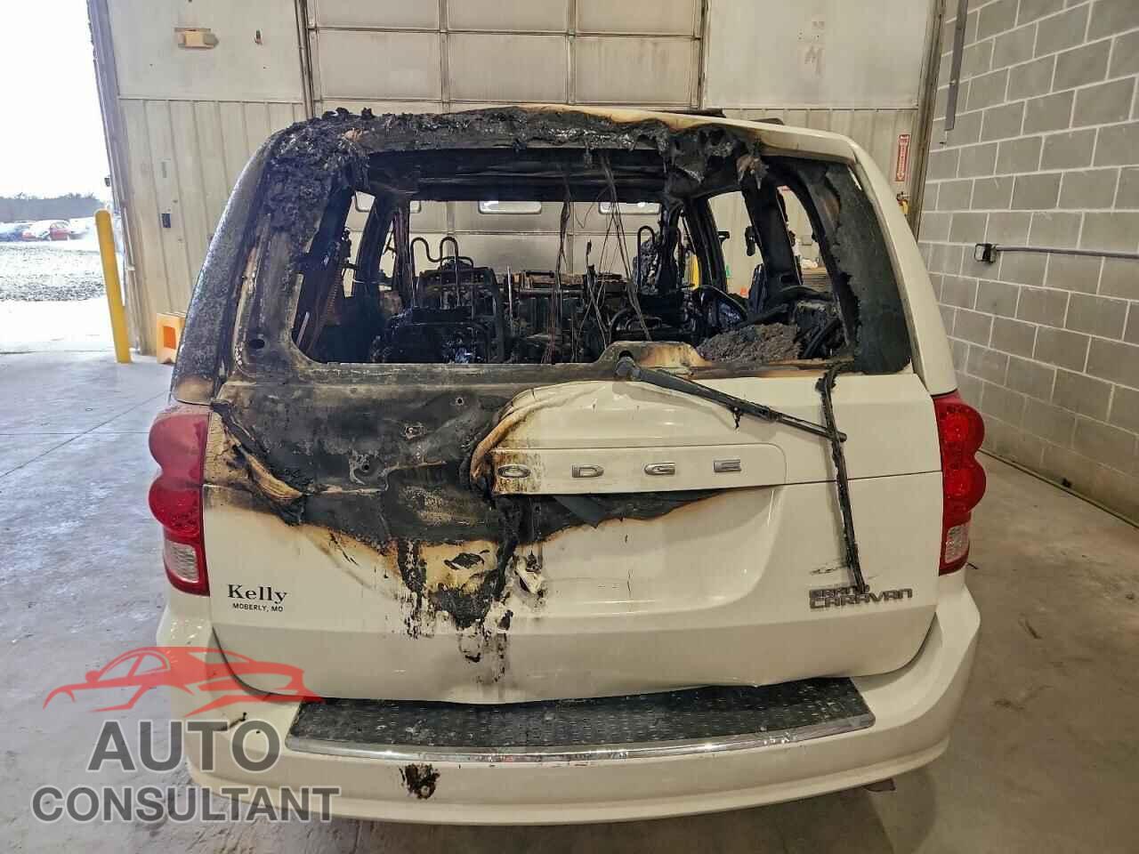 DODGE CARAVAN 2011 - 2D4RN3DG1BR709128