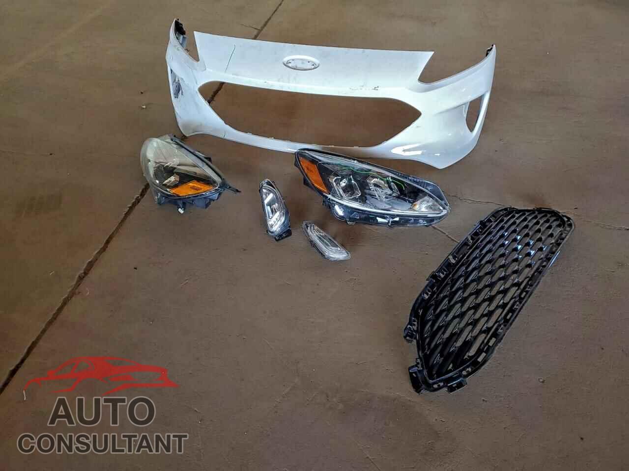 FORD ESCAPE 2020 - 1FMCU9H9XLUA28129