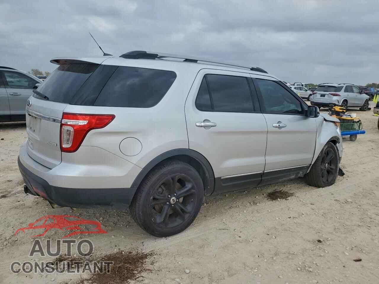 FORD EXPLORER 2013 - 1FM5K7F98DGB99015