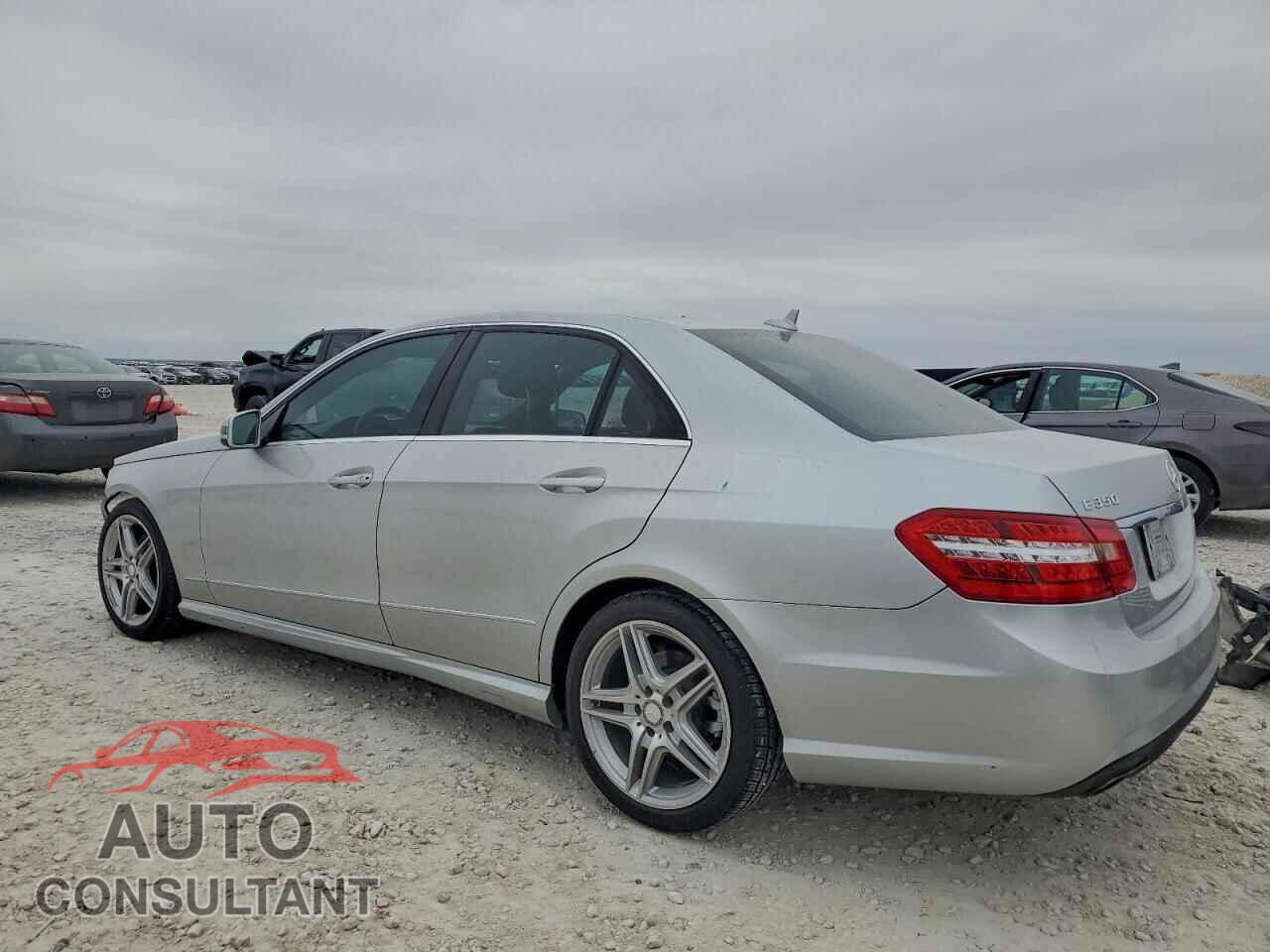 MERCEDES-BENZ E-CLASS 2011 - WDDHF8HB6BA367672