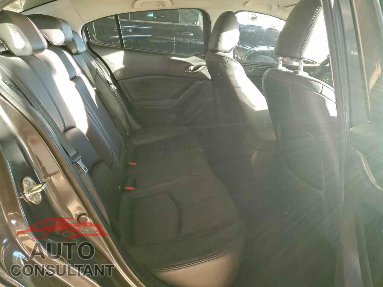 MAZDA 3 2017 - 3MZBN1V77HM143166