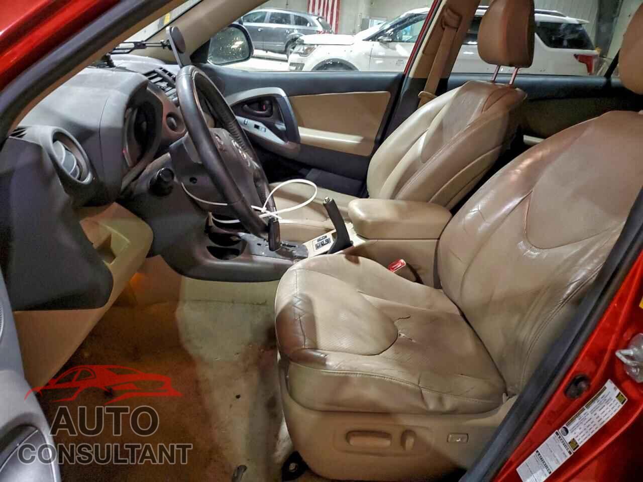 TOYOTA RAV4 2011 - 2T3DF4DV3BW100363