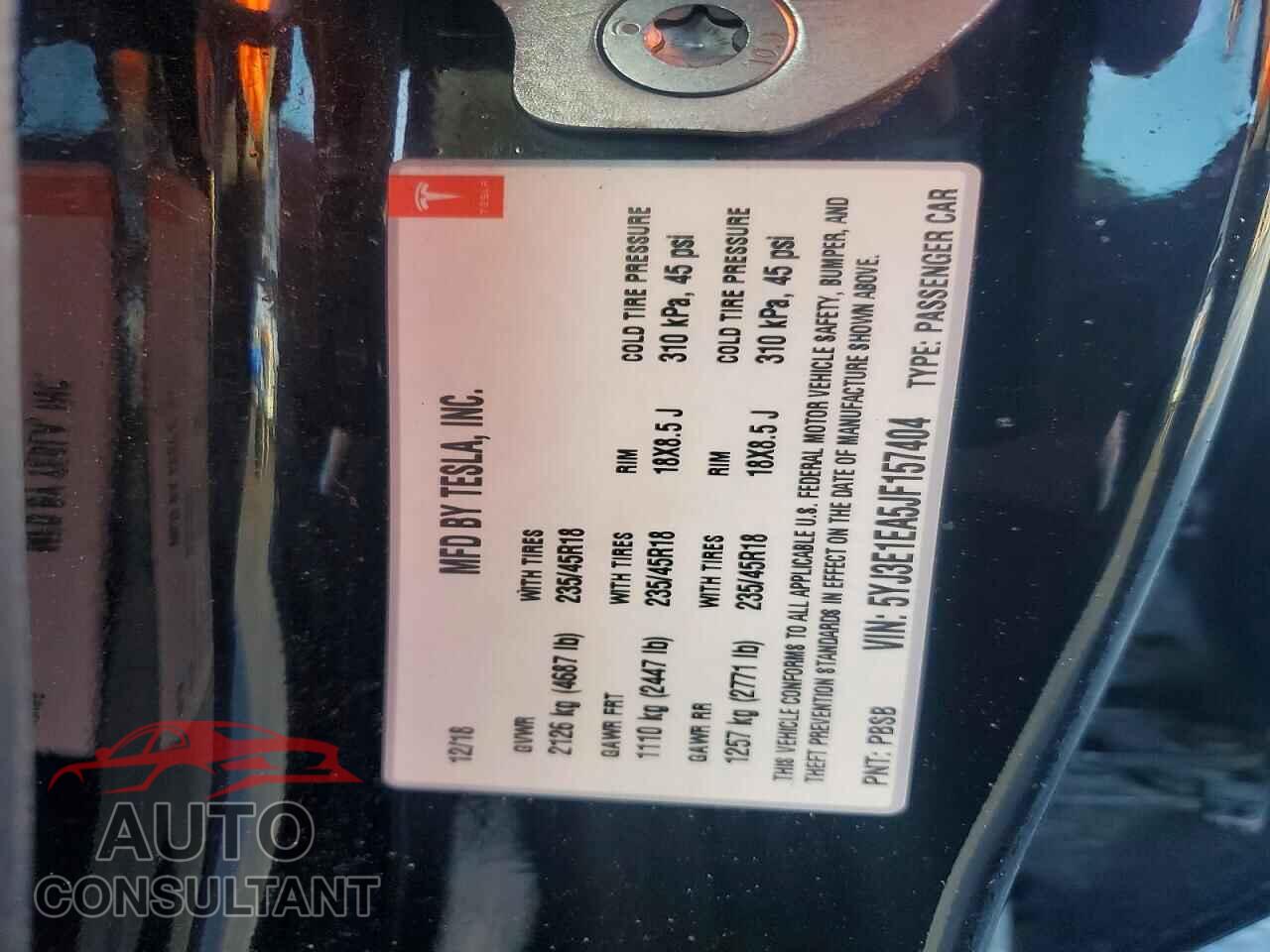 TESLA MODEL 3 2018 - 5YJ3E1EA5JF157404
