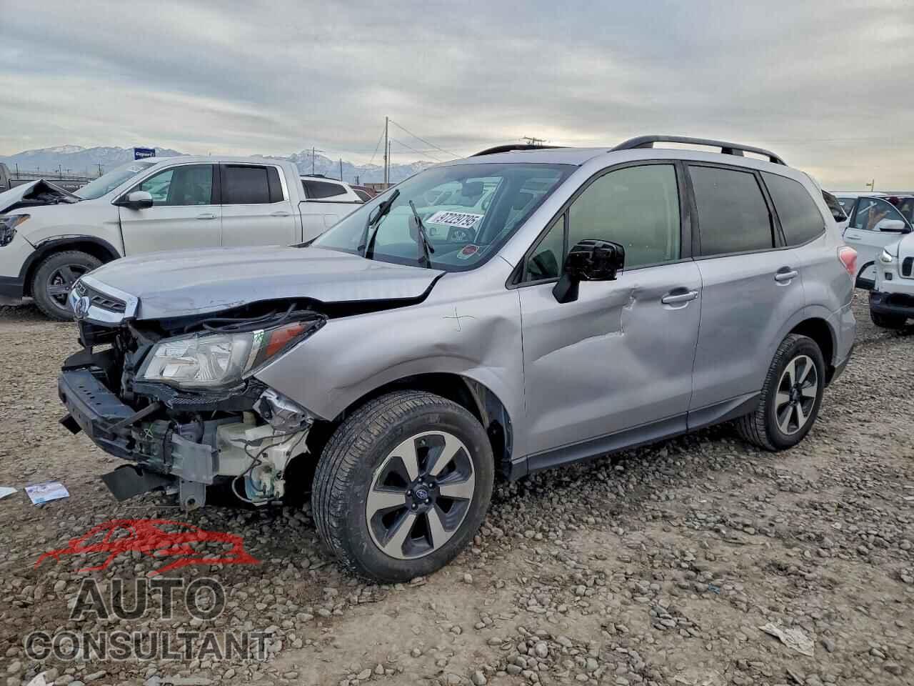 SUBARU FORESTER 2018 - JF2SJAEC2JH514337