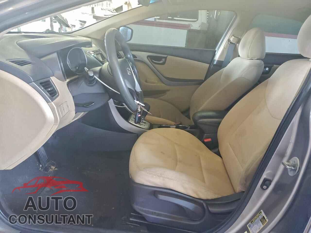 HYUNDAI ELANTRA 2011 - 5NPDH4AE2BH035320