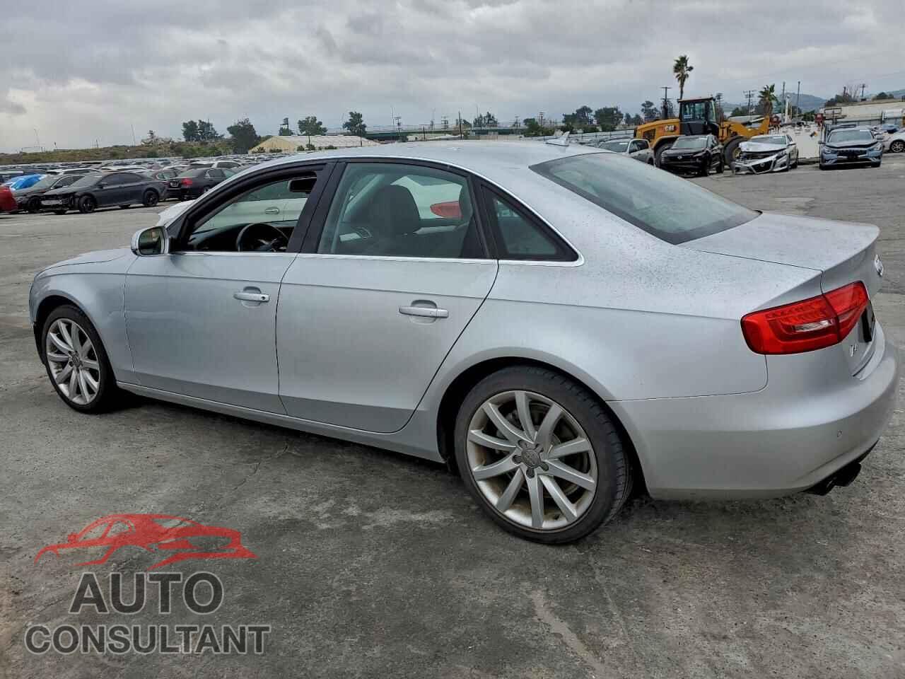 AUDI A4 2013 - WAUFFAFL8DN003797