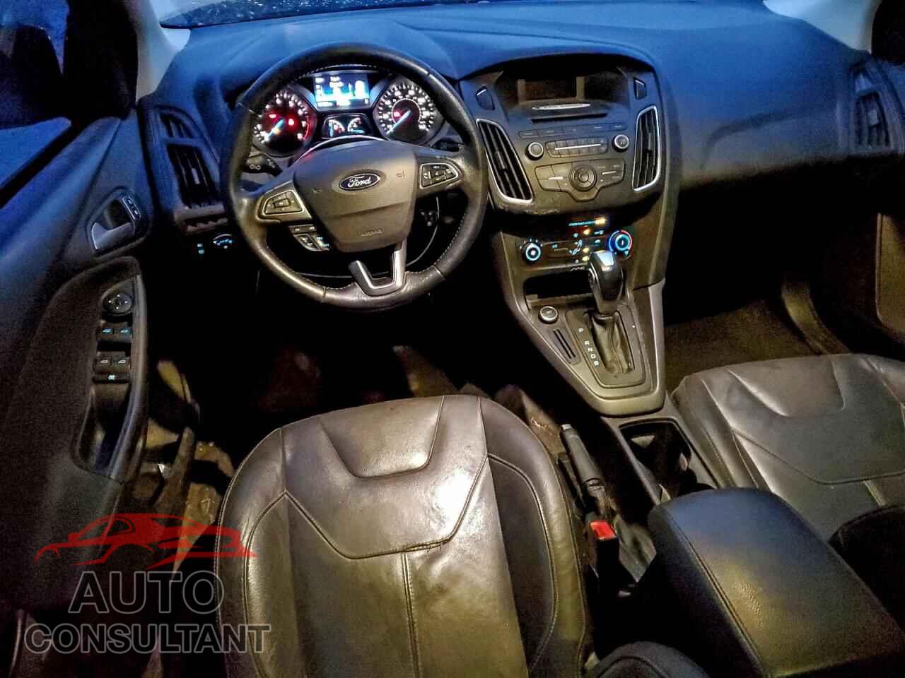 FORD FOCUS 2016 - 1FADP3F23GL359686