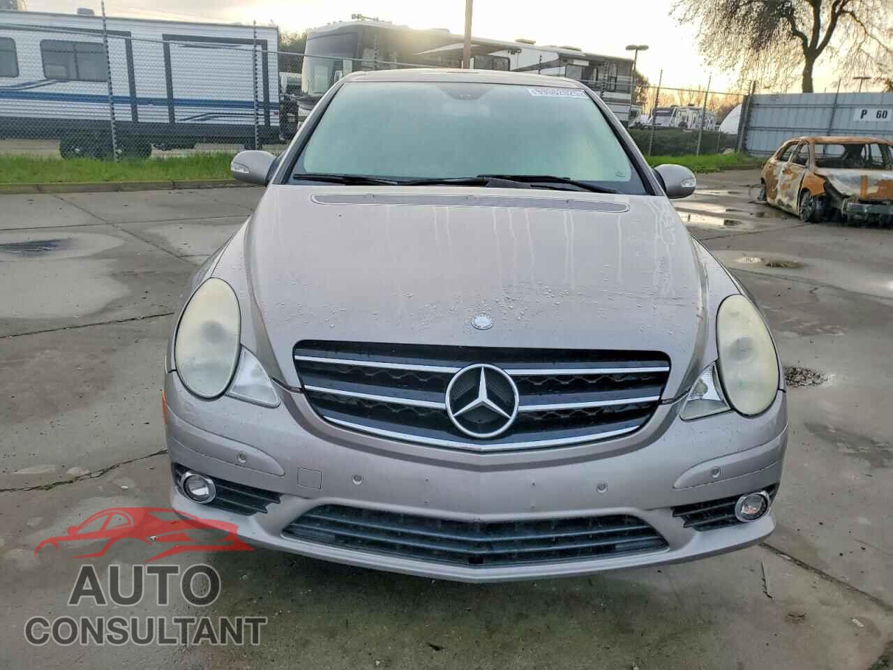 MERCEDES-BENZ R-CLASS 2009 - 4JGCB65E89A092945