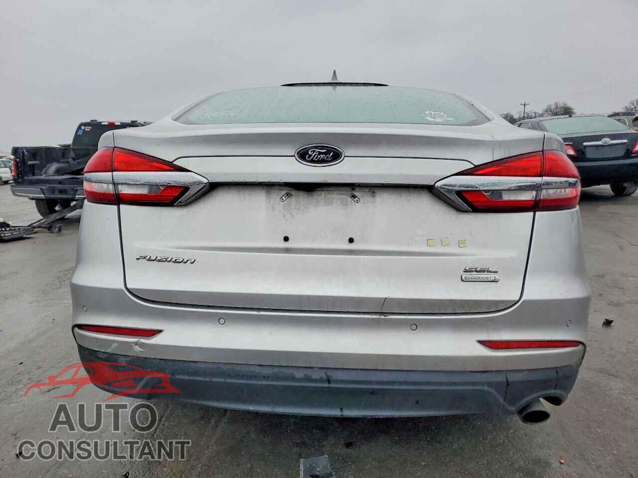 FORD FUSION 2019 - 3FA6P0CD2KR237991