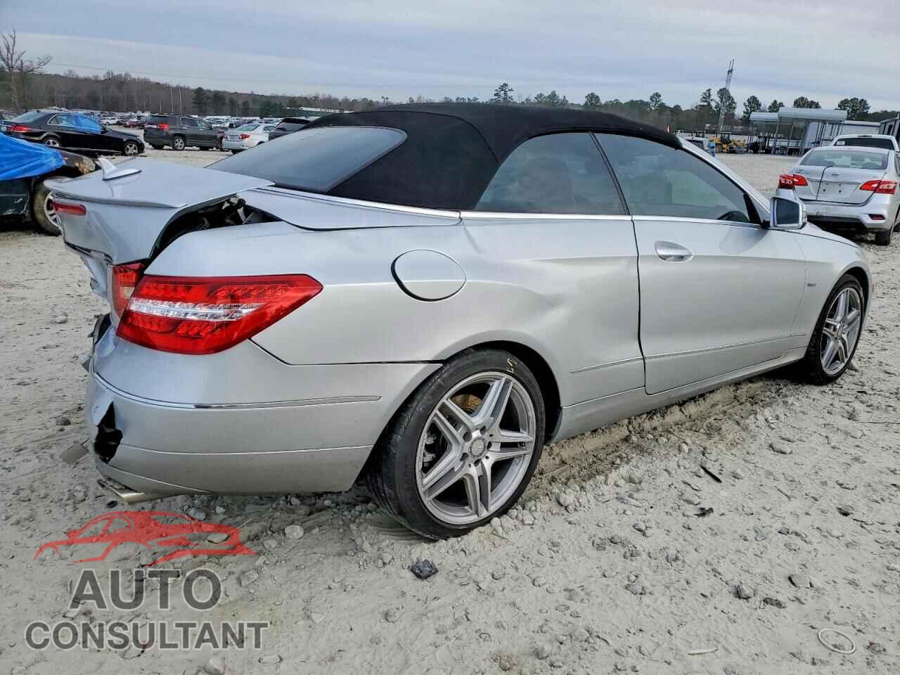 MERCEDES-BENZ E-CLASS 2012 - WDDKK5KF0CF144642