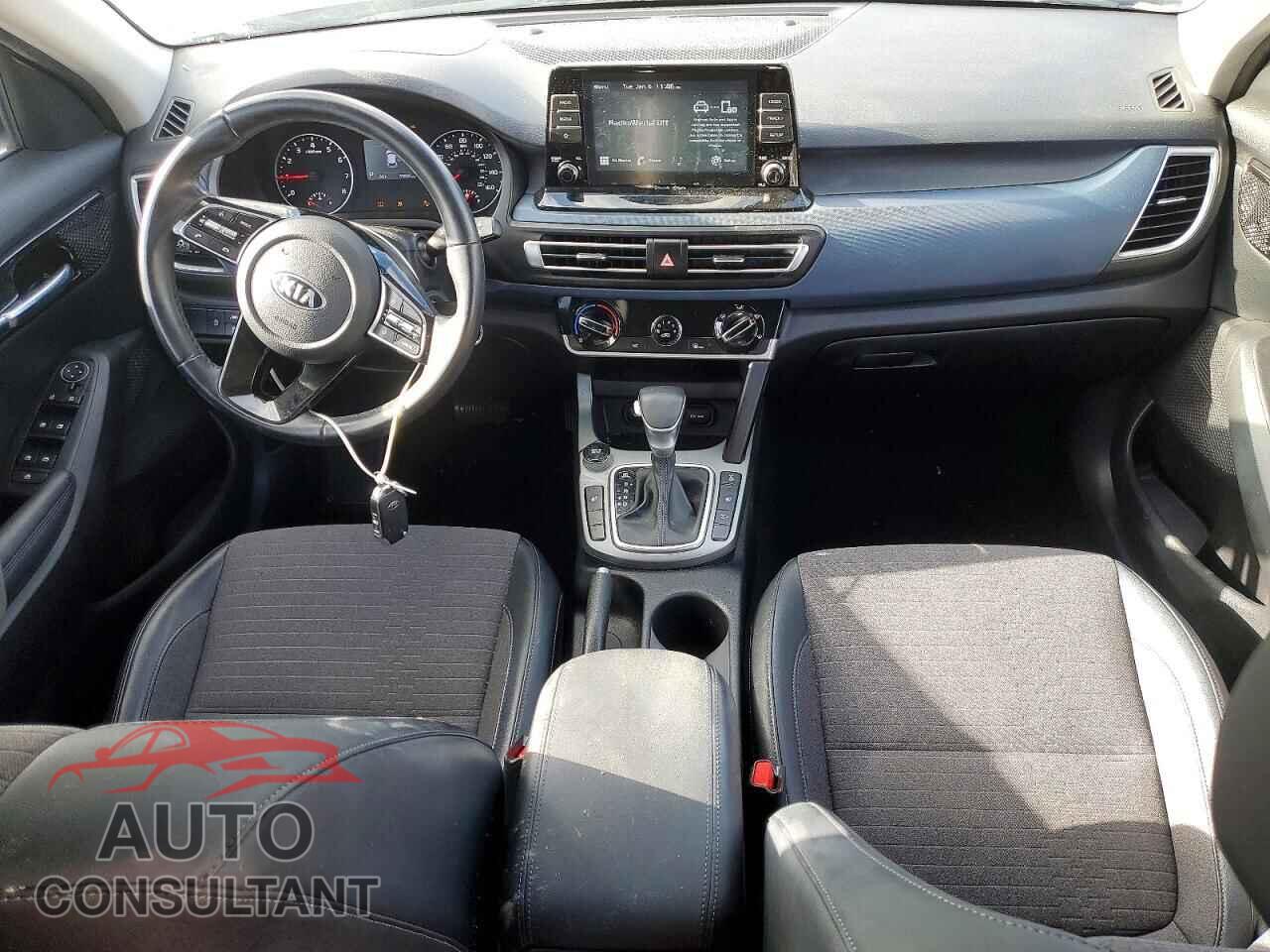 KIA SELTOS 2021 - KNDEUCAA2M7041309
