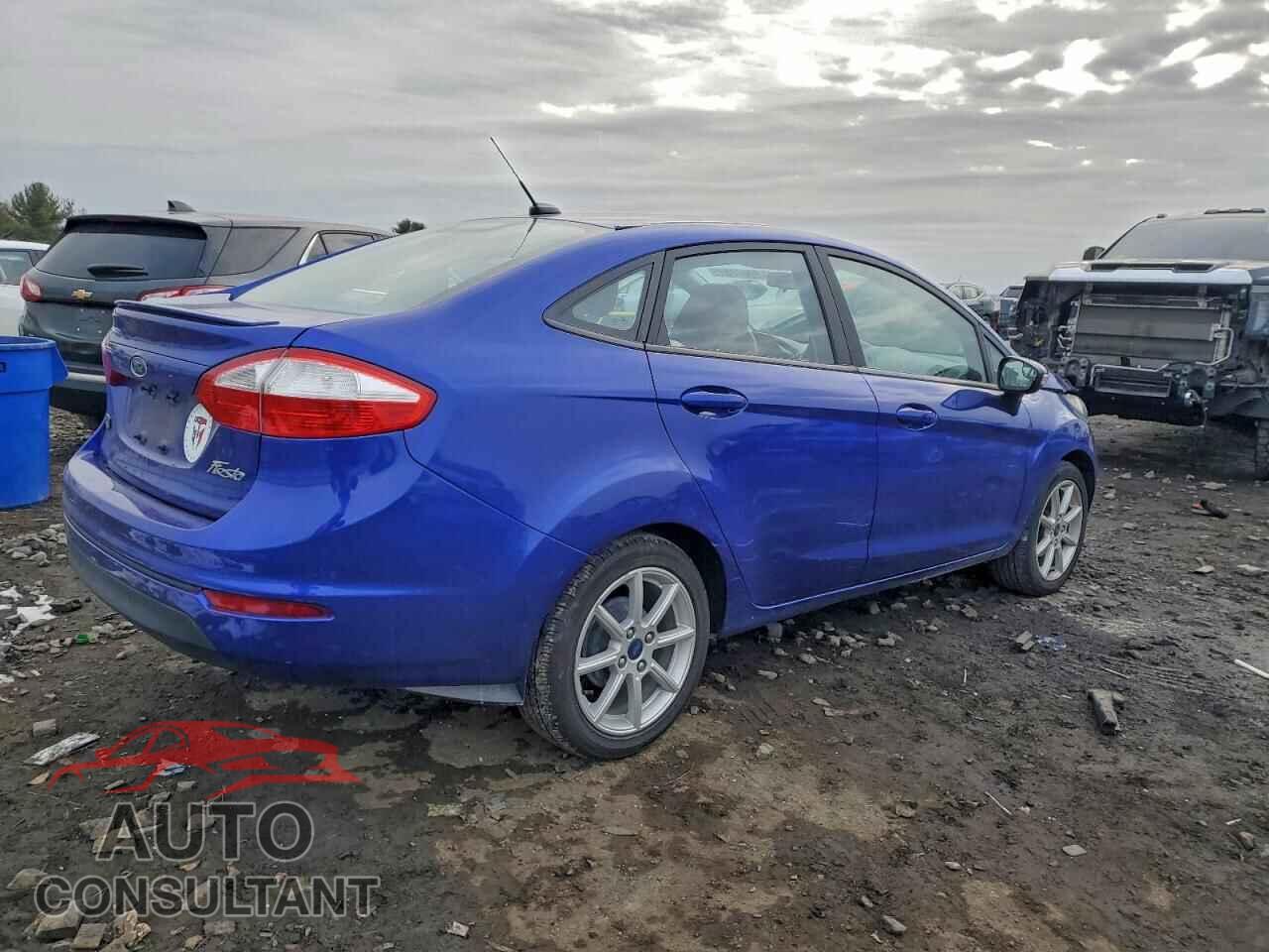 FORD FIESTA 2015 - 3FADP4BJ4FM196675