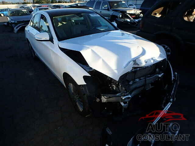 MERCEDES-BENZ C300 2015 - 55SWF4KB0FU007019