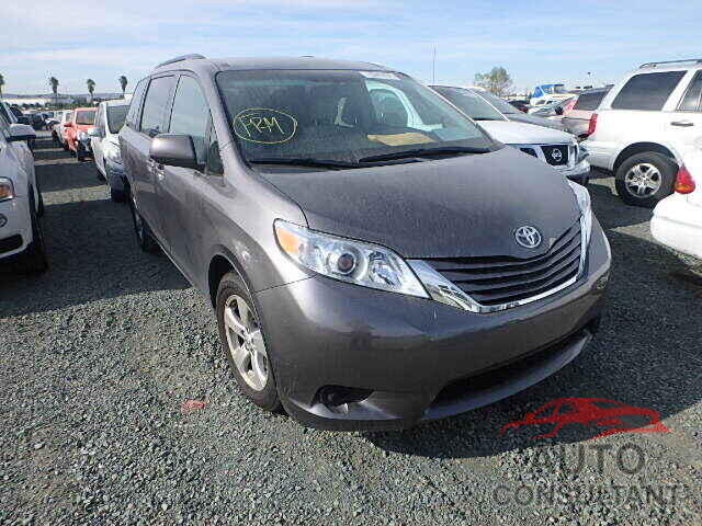 TOYOTA SIENNA 2015 - 5TDKK3DC9FS603608