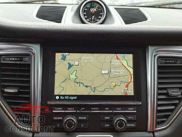 PORSCHE MACAN 2015 - WP1AB2A57FLB69751