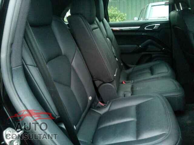 PORSCHE CAYENNE 2016 - WP1AA2A2XGLA01855