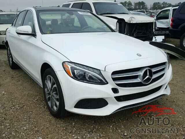 MERCEDES-BENZ C300 2015 - 55SWF4KB9FU051312