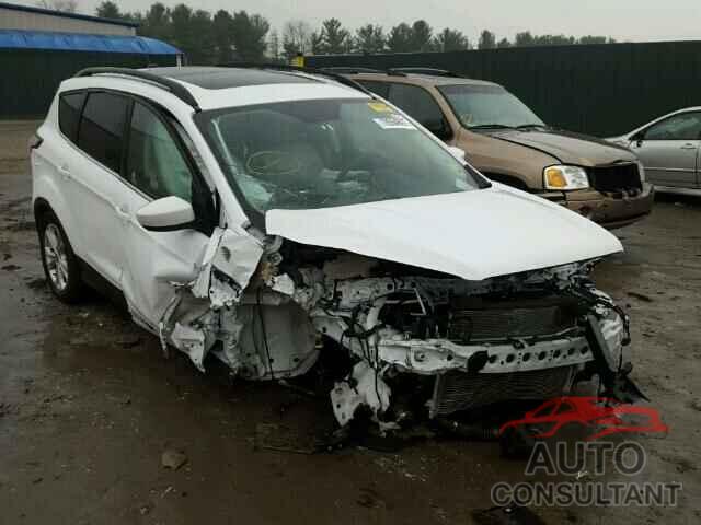 FORD ESCAPE 2017 - 1FMCU0G95HUA25675