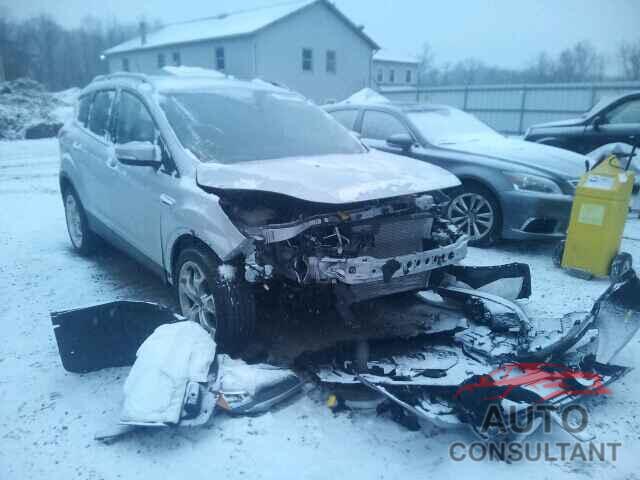 FORD ESCAPE 2016 - 1FMCU9JX0GUA02718