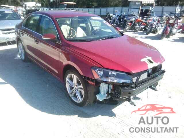 VOLKSWAGEN PASSAT 2015 - 1VWAT7A38FC106598