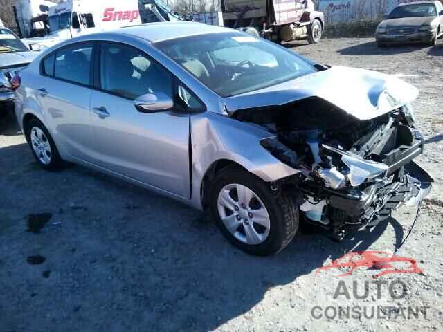 KIA FORTE 2015 - KNAFX4A6XF5370011