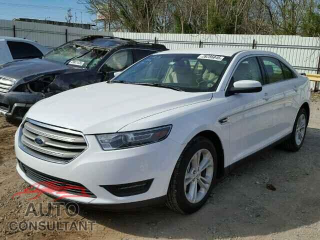 FORD TAURUS 2015 - 1FAHP2E80FG177579