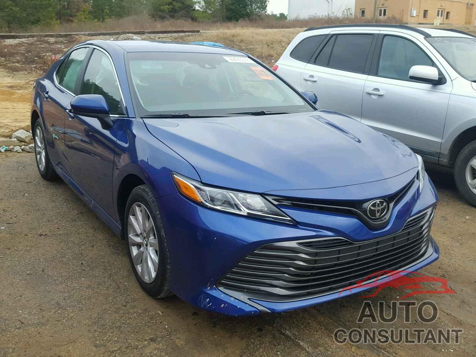 TOYOTA CAMRY 2018 - 4T1B11HK5JU548566