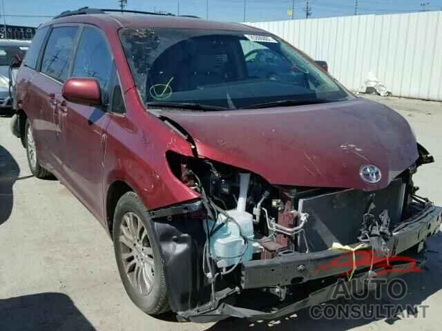 TOYOTA SIENNA 2015 - 5TDYK3DC4FS555994