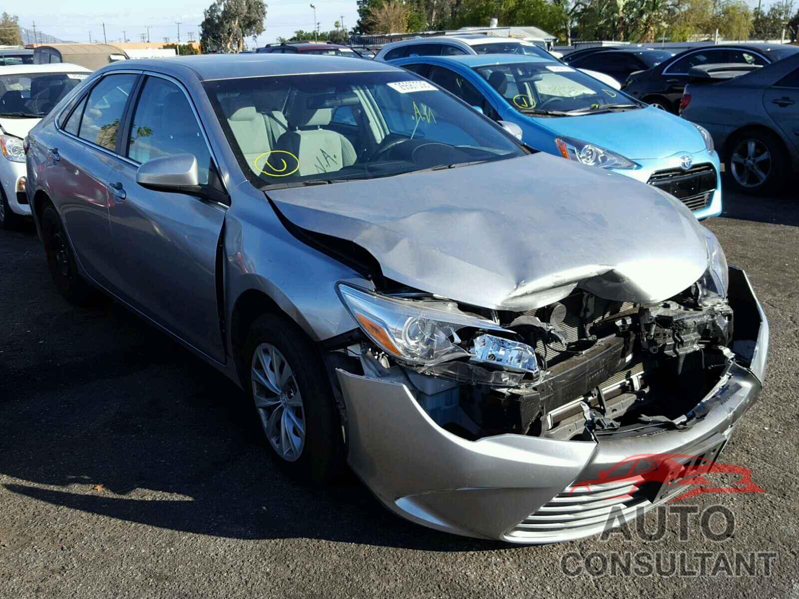 TOYOTA CAMRY 2016 - 4T4BF1FK7GR553593