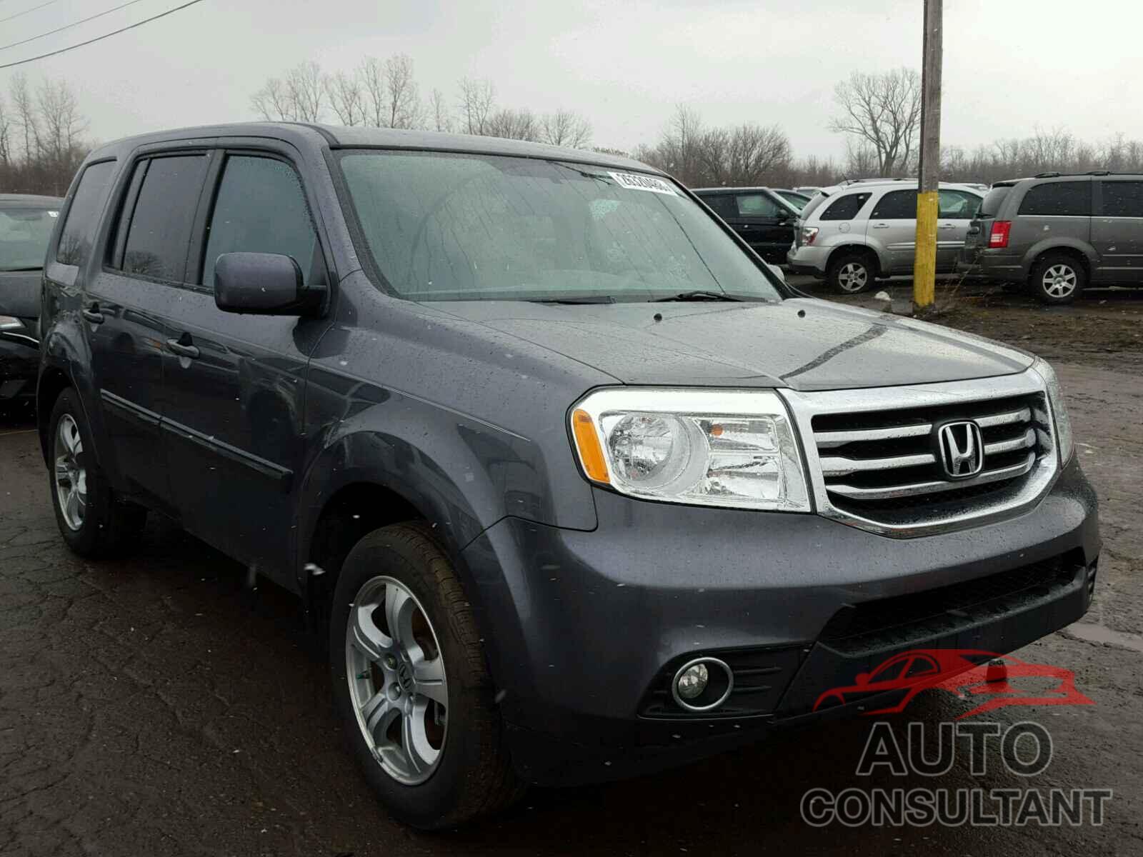 HONDA PILOT 2015 - 5FNYF4H4XFB003708